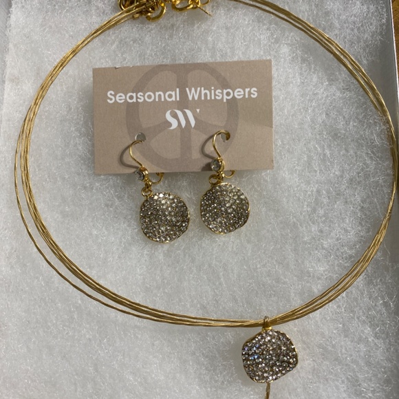 Seasonal Whispers Jewelry Seasonal Whispers Earing And Necklace Set
